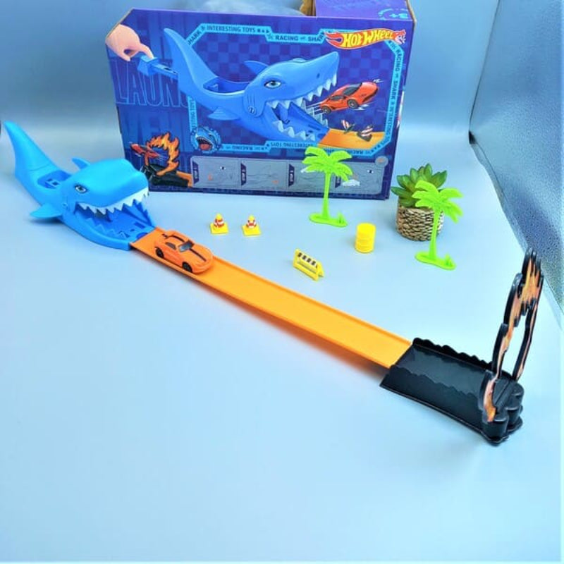 Hot Wheels Great Shark Flying Escape Track Toy Set