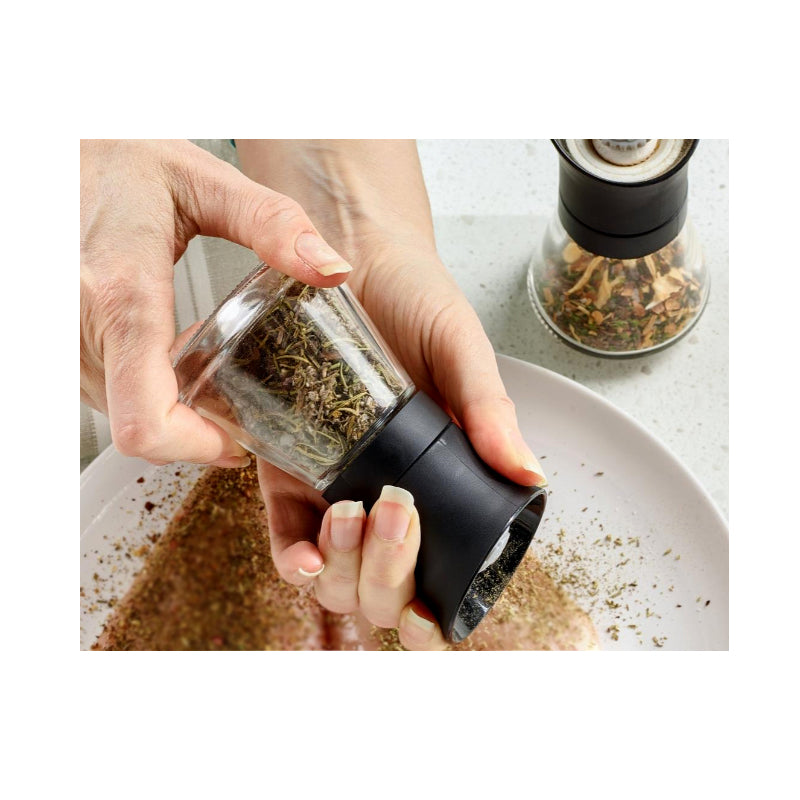 ClassicGlass Pepper Grinder: Premium Quality