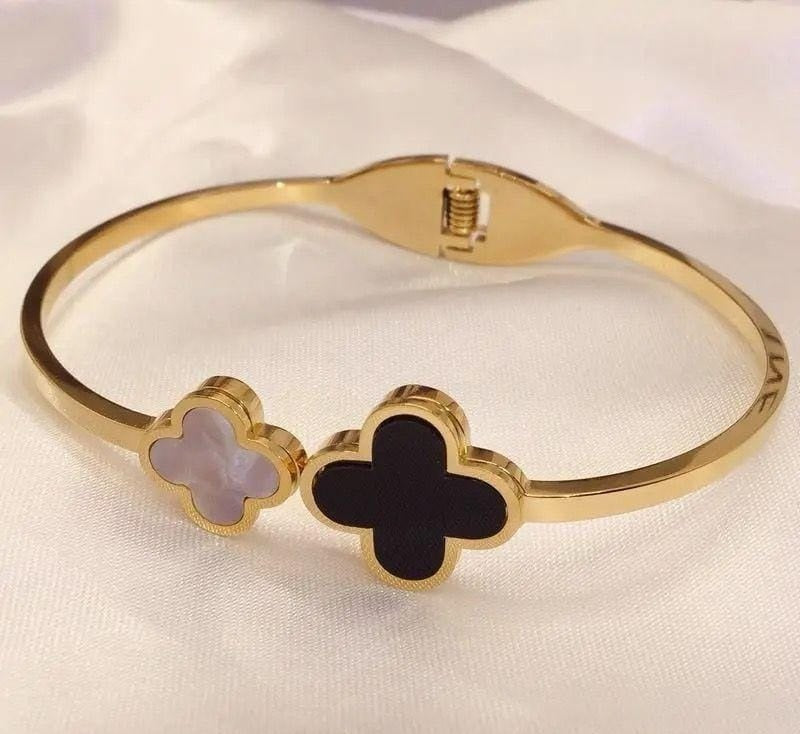 Gold-plated Clover Shaped Bracelet : Twin Clover