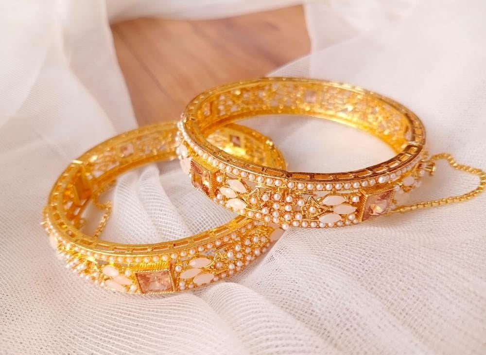 2 Pcs Jarau Kara Bangles : Style 1