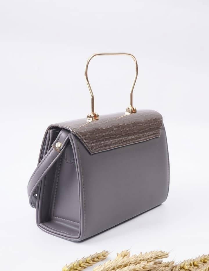 Women's Stylish Handbag : Chocolate Brown