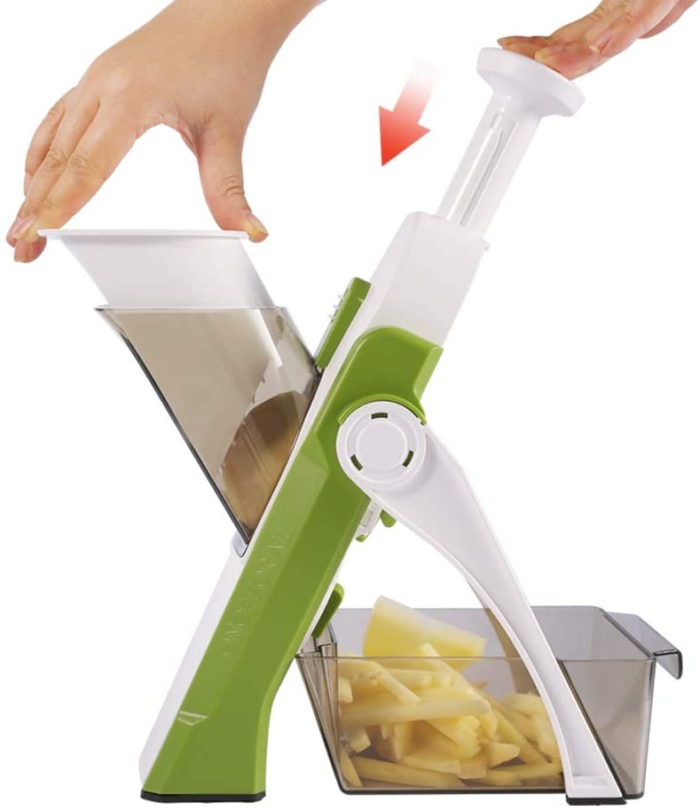 VeggieSlice: Multifunctional Cutter with Basket - Effortless Food Prep